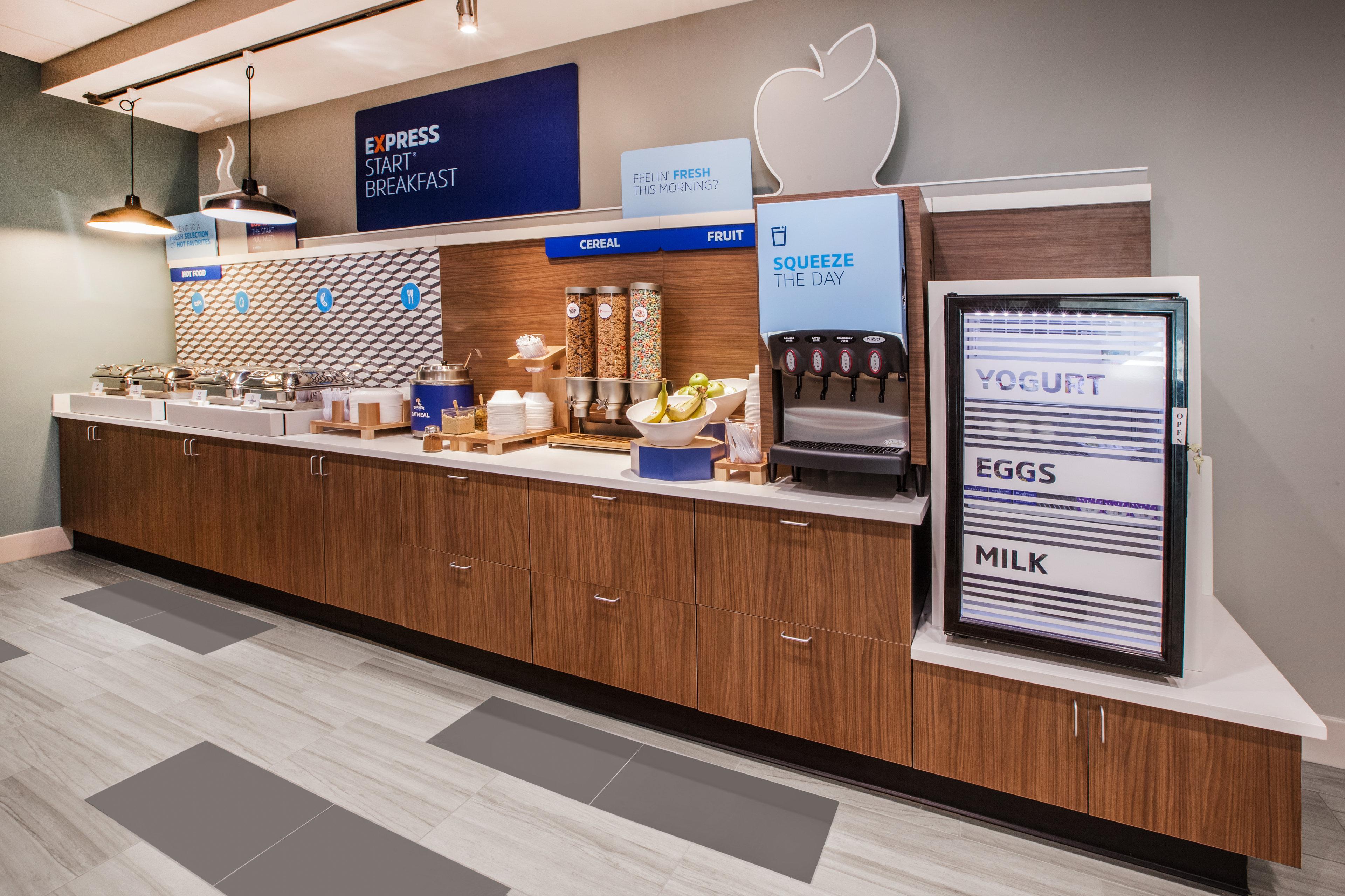 Holiday Inn Express Windsor Waterfront By Ihg Exterior foto